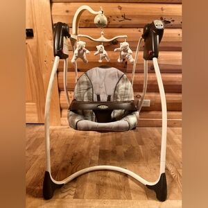 Graco Vintage Swyngomatic  6 Speed Bear  HTF  Battery Power Baby Swing WORKS!